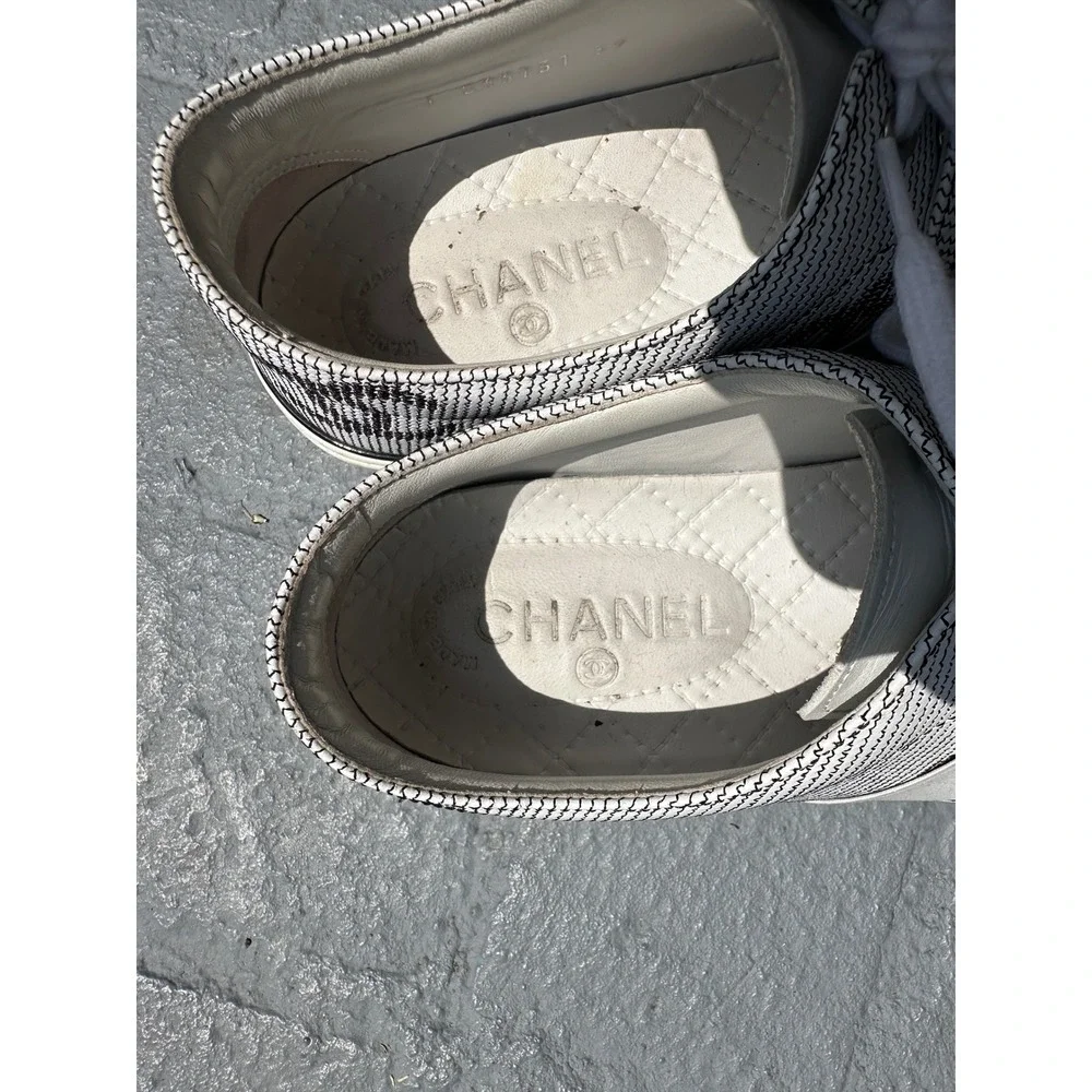 Chanel CC Logo Knit Sneakers Black White Blue Low Top Trainers G33731 Size 39